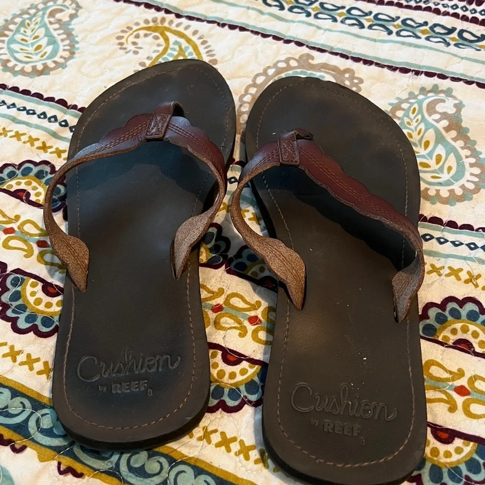 Reef Cushion flip flop sandals size 8 - Picture 2 of 5